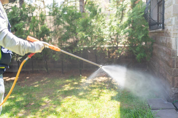 Best Cockroach Control Services  in Gloversville, NY